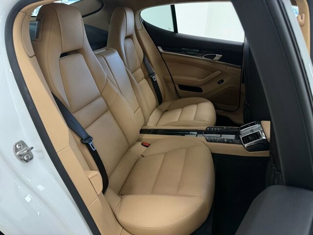 2015 Porsche Panamera in Knoxville, TN 37920 - 18124582 12