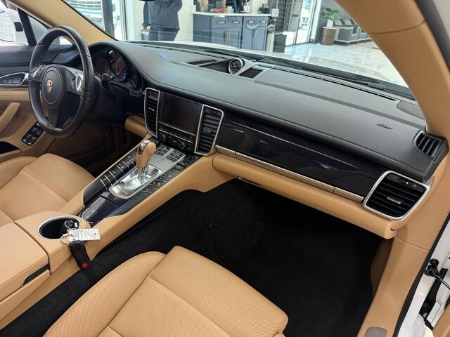 2015 Porsche Panamera in Knoxville, TN 37920 - 18124582 10