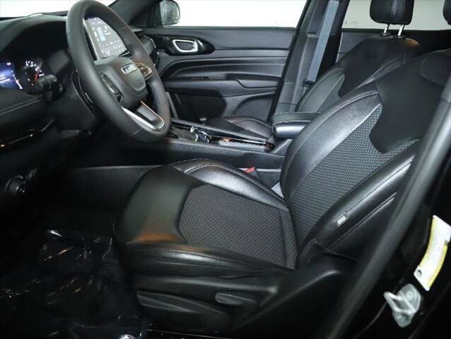 2022 Jeep Compass in Bedford, OH 44146 - 18124587 18