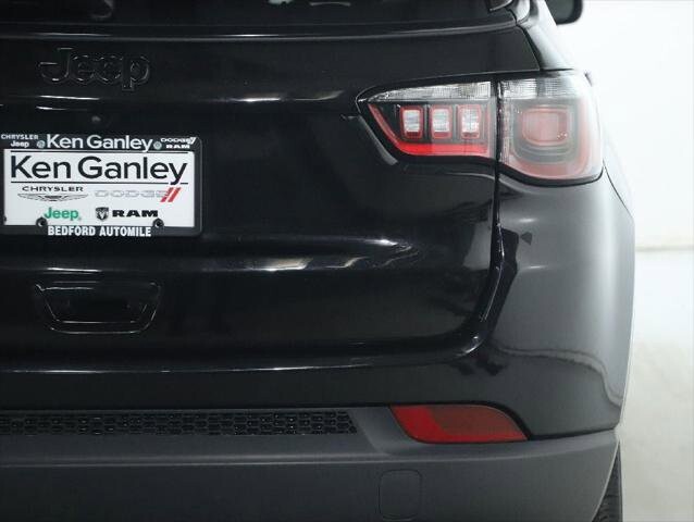 2022 Jeep Compass in Bedford, OH 44146 - 18124587 44