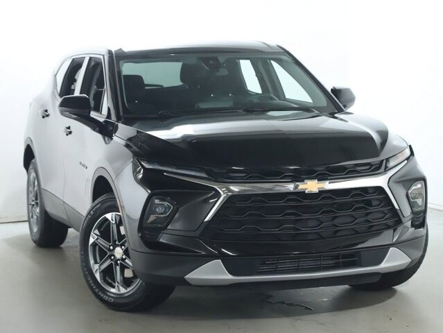 2024 Chevrolet Blazer in Bedford, OH 44146 - 18124588 2