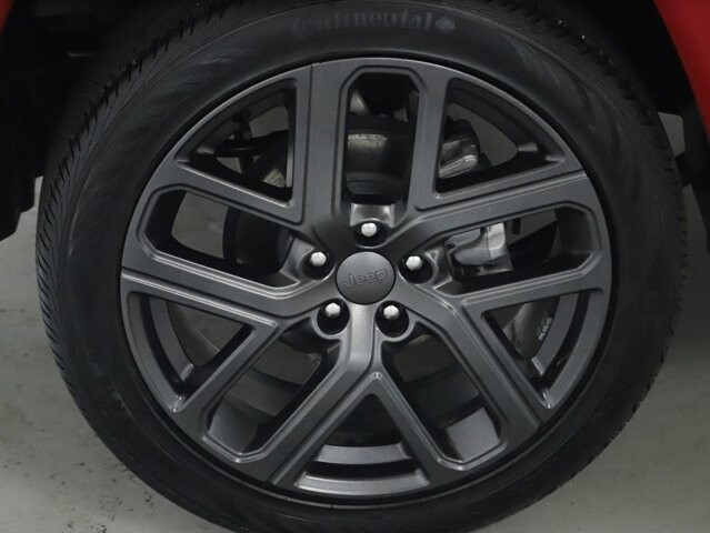 2024 Jeep Compass in Bedford, OH 44146 - 18124589 12