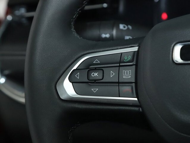 2024 Jeep Compass in Bedford, OH 44146 - 18124589 24