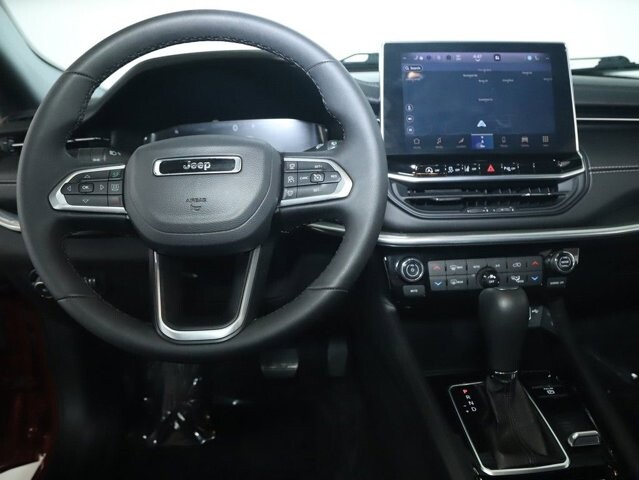 2024 Jeep Compass in Bedford, OH 44146 - 18124589 30