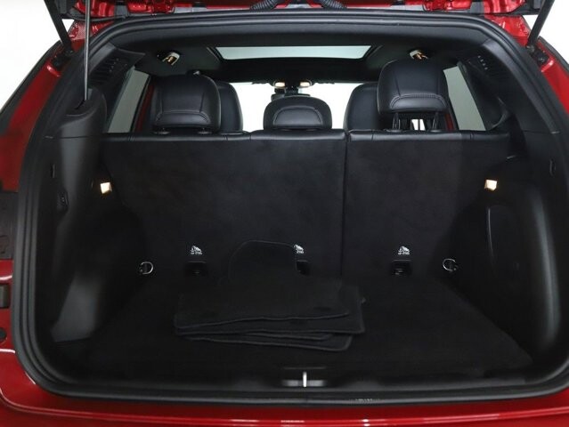 2024 Jeep Compass in Bedford, OH 44146 - 18124589 32