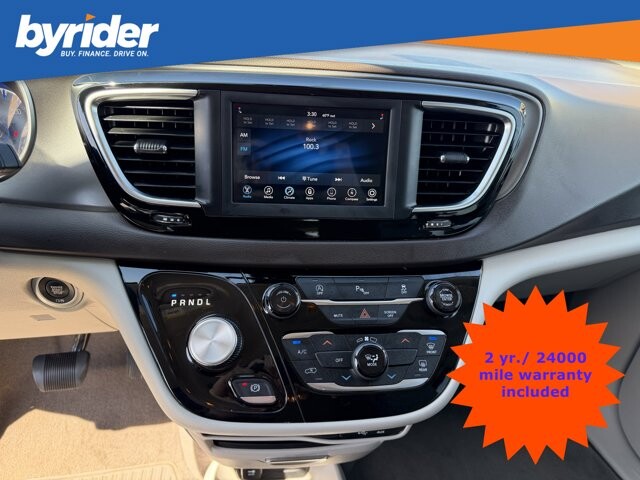 2020 Chrysler Voyager in Conway, AR 72032 - 18124618 10