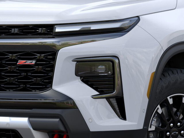 2026 Chevrolet Traverse in Burlington, WI 53105 - 18124625 12