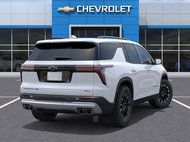 2026 Chevrolet Traverse in Burlington, WI 53105 - 18124625 4