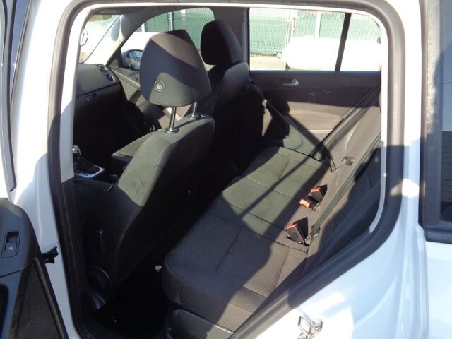 2015 Volkswagen Tiguan in Lebanon, TN 37087-3302 - 18124627 6