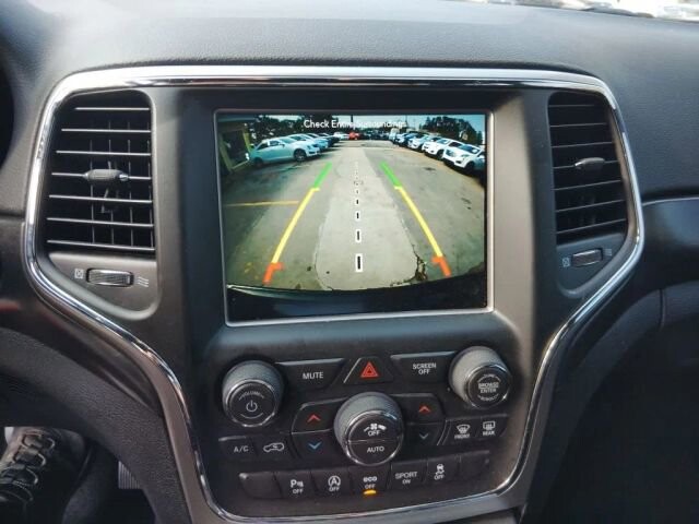 2018 Jeep Grand Cherokee in Greenville, SC 29607 - 18124635 32