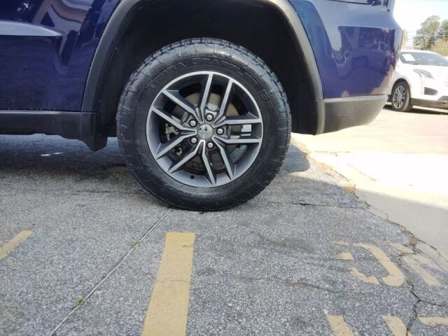 2018 Jeep Grand Cherokee in Greenville, SC 29607 - 18124635 13