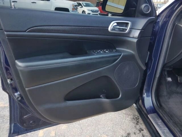 2018 Jeep Grand Cherokee in Greenville, SC 29607 - 18124635 26