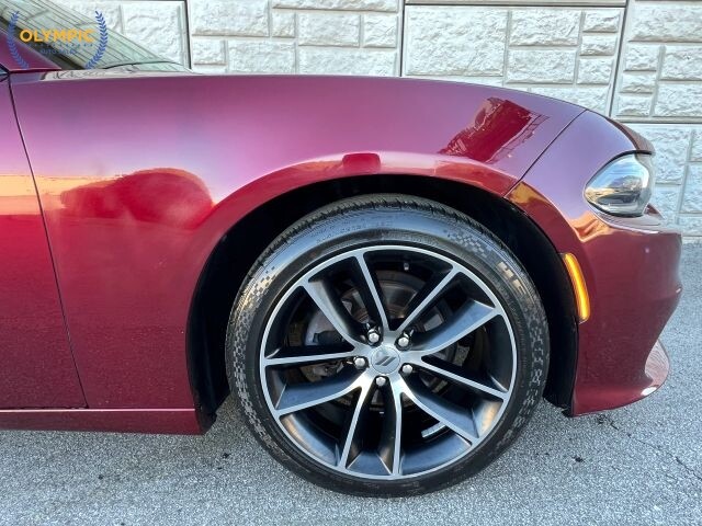 2019 Dodge Charger in Decatur, GA 30032 - 18124637 11
