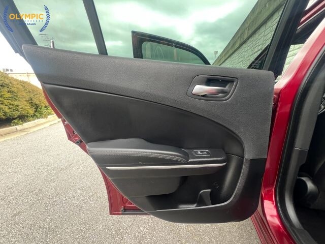 2019 Dodge Charger in Decatur, GA 30032 - 18124637 45