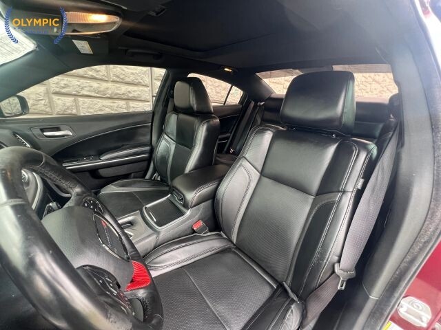 2019 Dodge Charger in Decatur, GA 30032 - 18124637 39