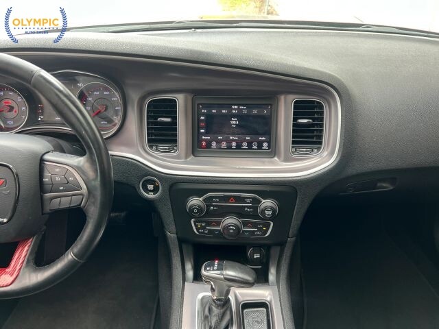 2019 Dodge Charger in Decatur, GA 30032 - 18124637 28