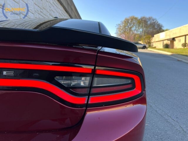 2019 Dodge Charger in Decatur, GA 30032 - 18124637 17