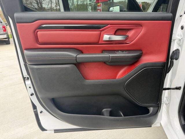 2019 RAM 1500 in Knoxville, TN 37920 - 18124646 8