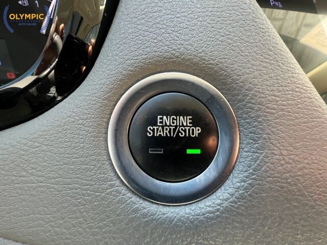 2018 Cadillac XT5 in Decatur, GA 30032 - 18124651 31