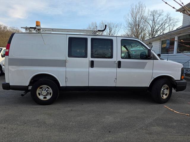 2011 Chevrolet Express 2500 in Blauvelt, NY 10913 - 18124656 9