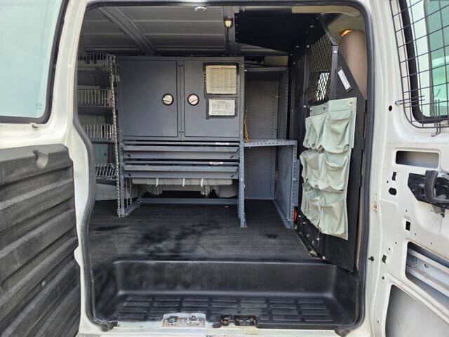 2011 Chevrolet Express 2500 in Blauvelt, NY 10913 - 18124656 50