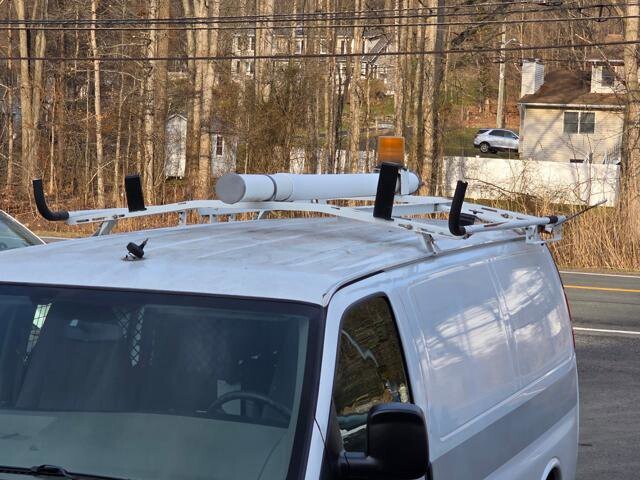 2011 Chevrolet Express 2500 in Blauvelt, NY 10913 - 18124656 46