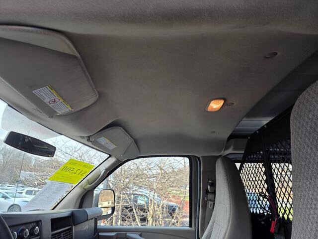 2011 Chevrolet Express 2500 in Blauvelt, NY 10913 - 18124656 22