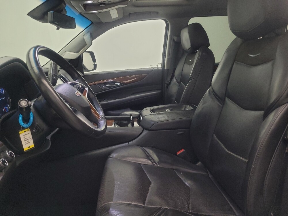 2018 Cadillac Escalade in Knoxville, TN 37923 - 18124673 17
