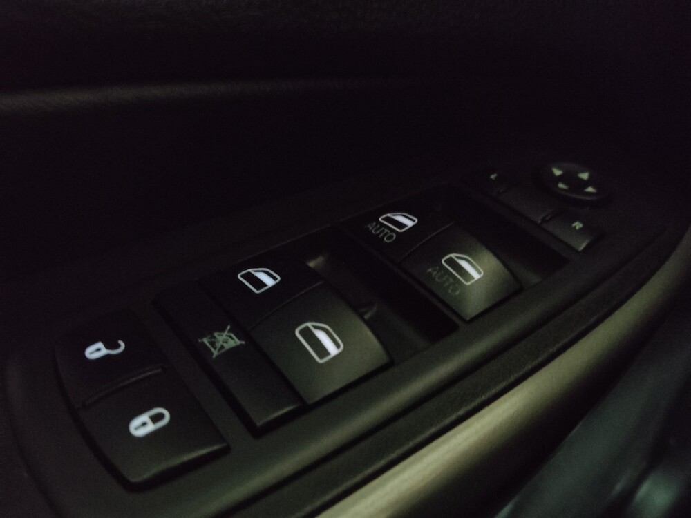 2019 Jeep Cherokee in Marietta, GA 30062 - 18124679 27