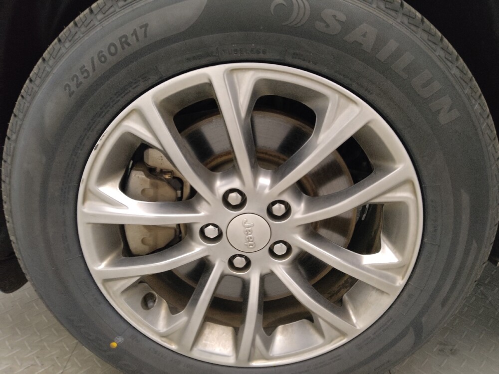 2019 Jeep Cherokee in Marietta, GA 30062 - 18124679 31