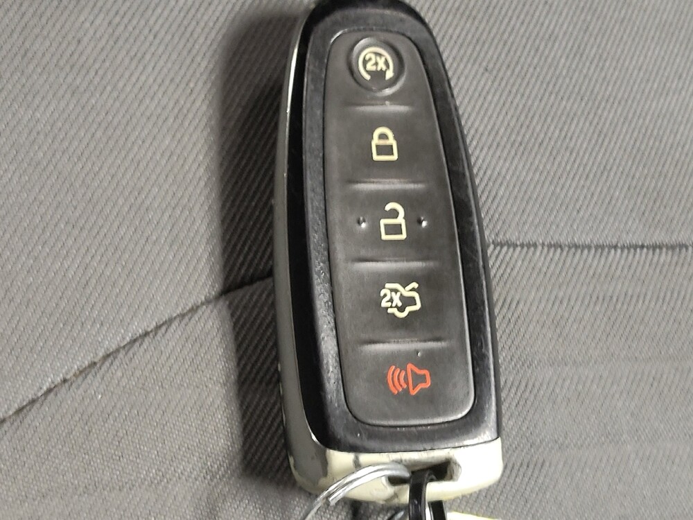 2019 Ford Escape in Fort Worth, TX 76116 - 18124686 32