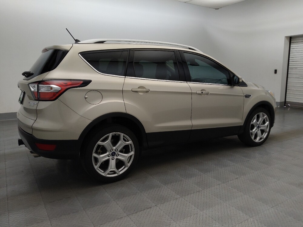 2018 Ford Escape in Glendale, AZ 85301 - 18124692 9