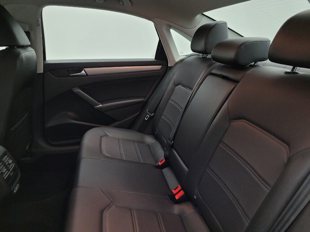 2022 Volkswagen Passat in Chandler, AZ 85225 - 18124693 18