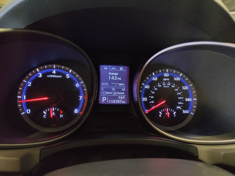 2016 Hyundai Santa Fe in Phoenix, AZ 85015 - 18124695 23