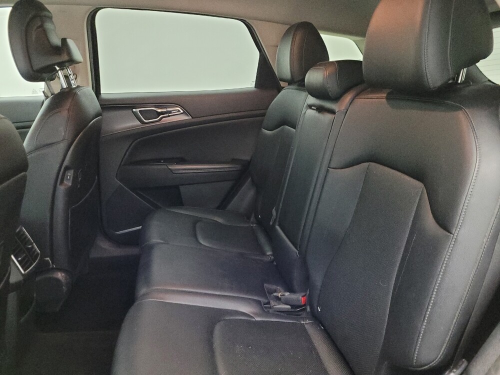 2023 Kia Sportage in Phoenix, AZ 85015 - 18124696 18