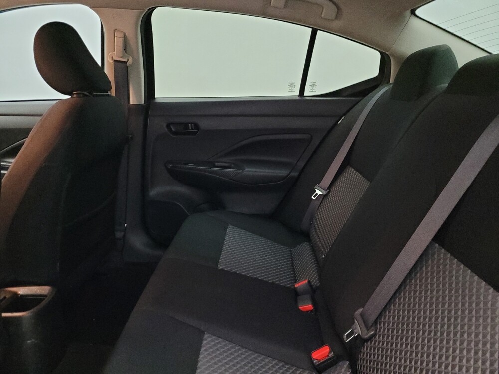 2021 Nissan Versa in Glendale, AZ 85301 - 18124697 18