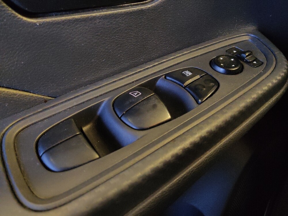 2021 Nissan Versa in Glendale, AZ 85301 - 18124697 27