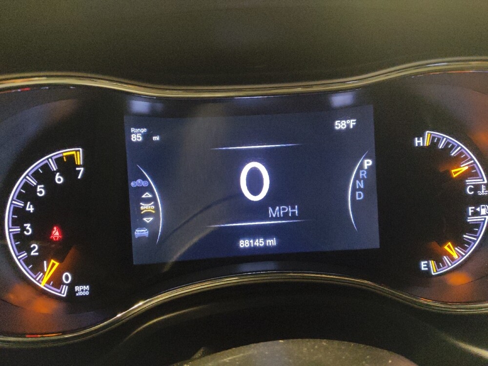 2018 Jeep Grand Cherokee in Glendale, AZ 85301 - 18124699 23