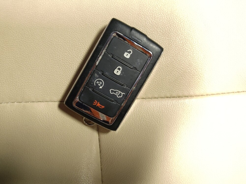 2023 Jeep Grand Cherokee in Phoenix, AZ 85015 - 18124701 32