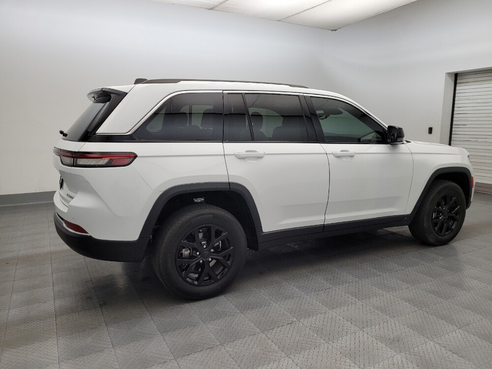 2023 Jeep Grand Cherokee in Phoenix, AZ 85015 - 18124701 10