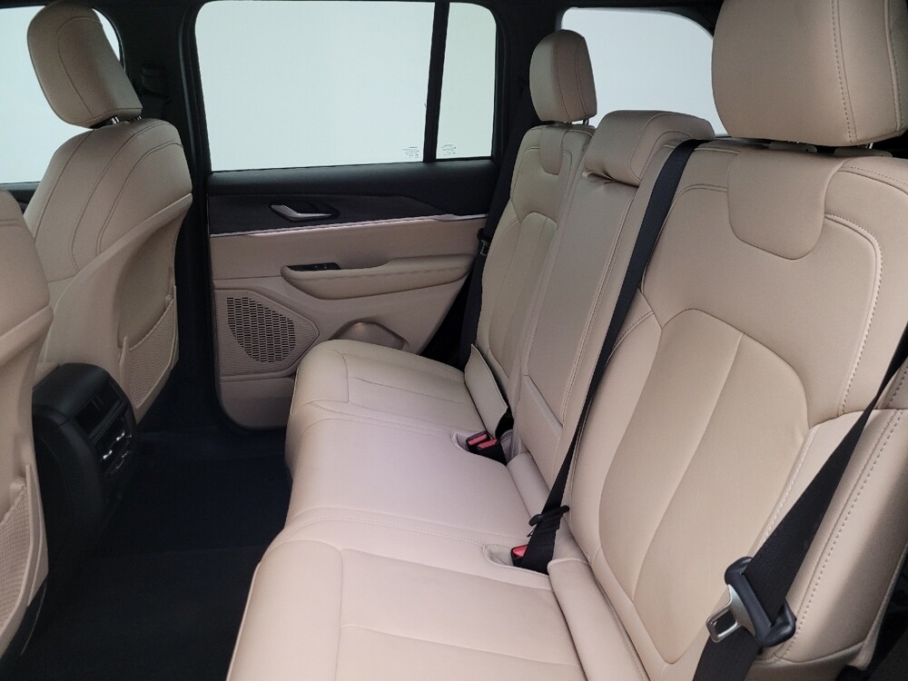 2023 Jeep Grand Cherokee in Phoenix, AZ 85015 - 18124701 18