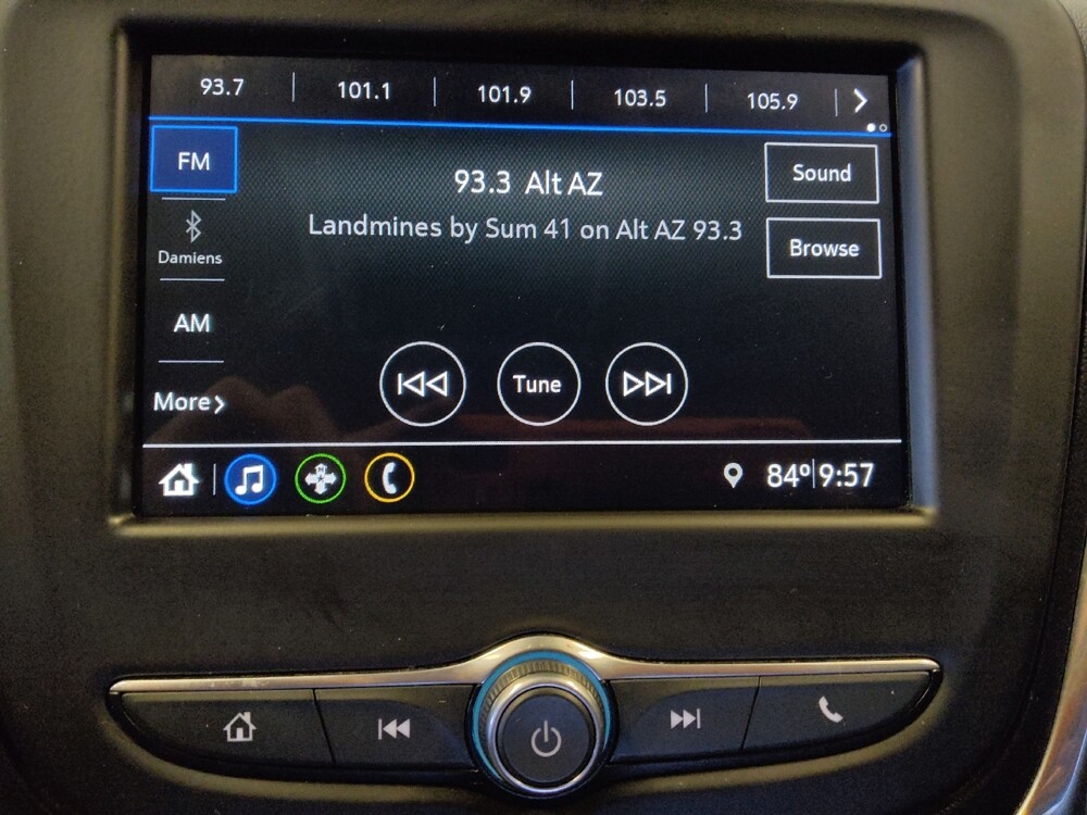 2019 Chevrolet Equinox in Glendale, AZ 85301 - 18124702 25