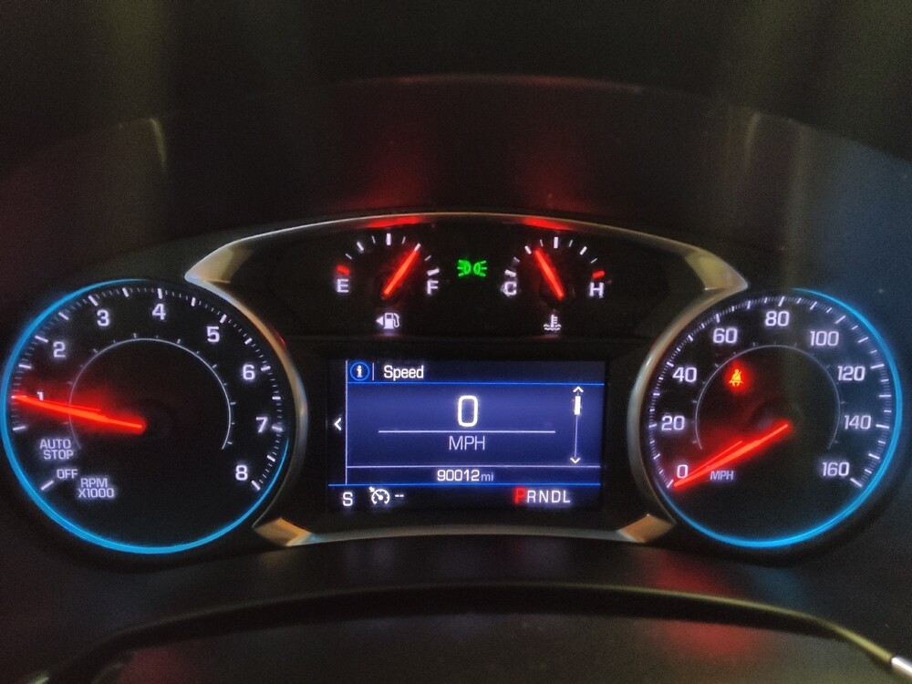 2019 Chevrolet Equinox in Glendale, AZ 85301 - 18124702 23