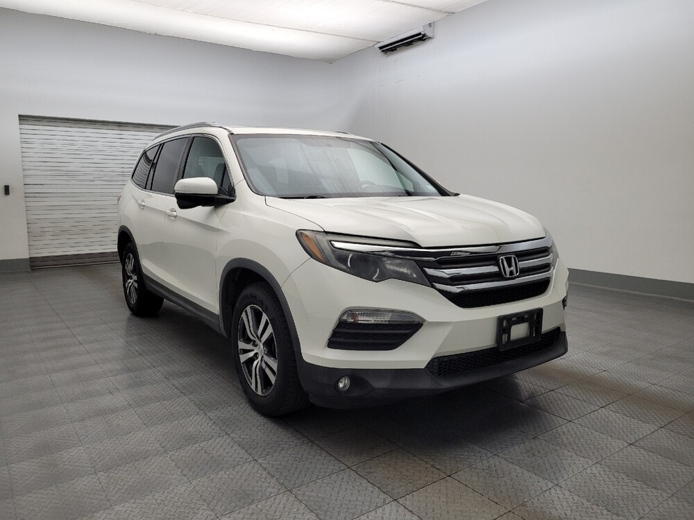 2017 Honda Pilot in Glendale, AZ 85301 - 18124704 13