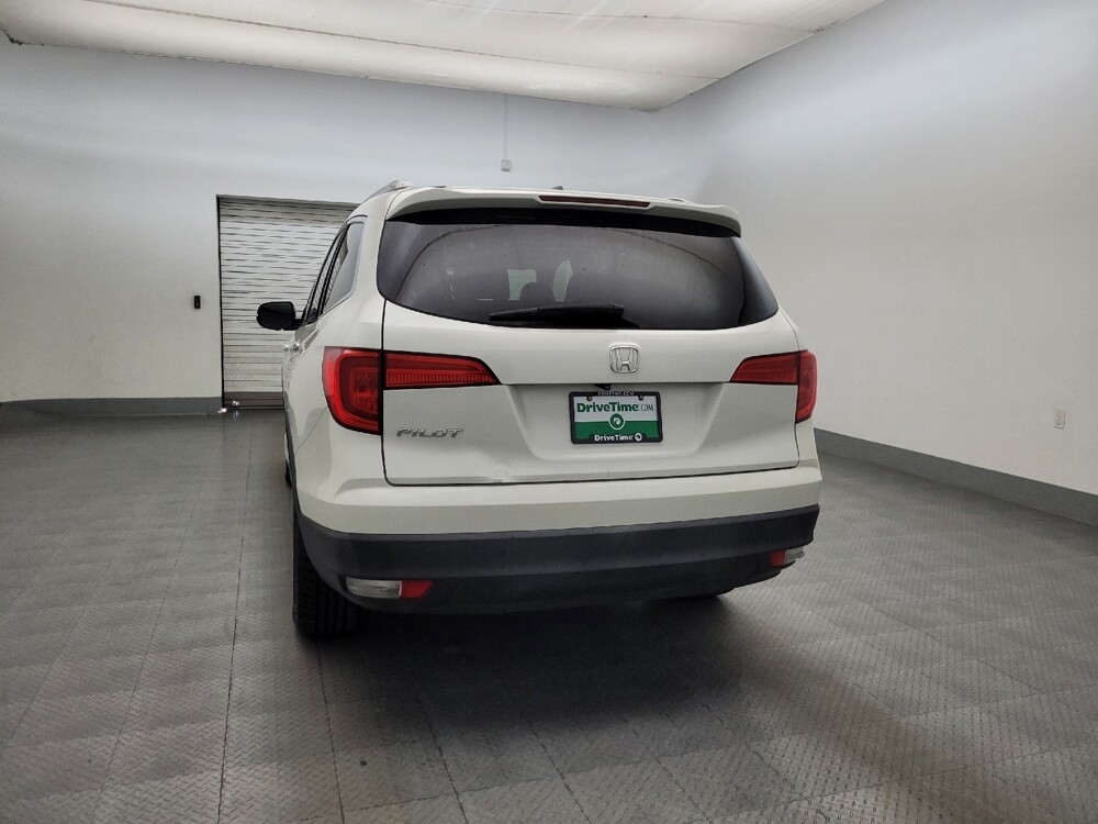 2017 Honda Pilot in Glendale, AZ 85301 - 18124704 6