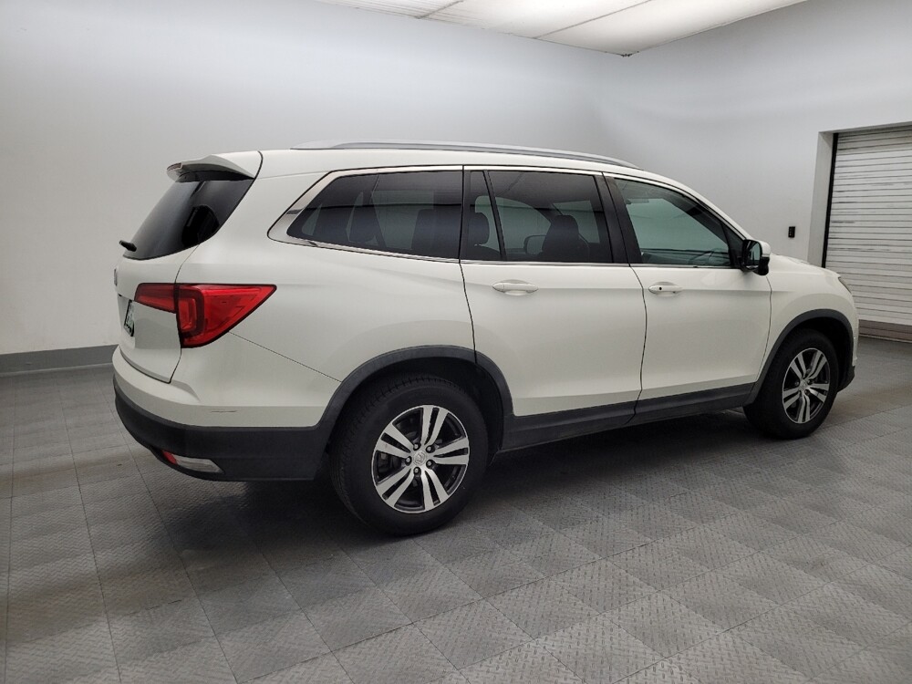 2017 Honda Pilot in Glendale, AZ 85301 - 18124704 10