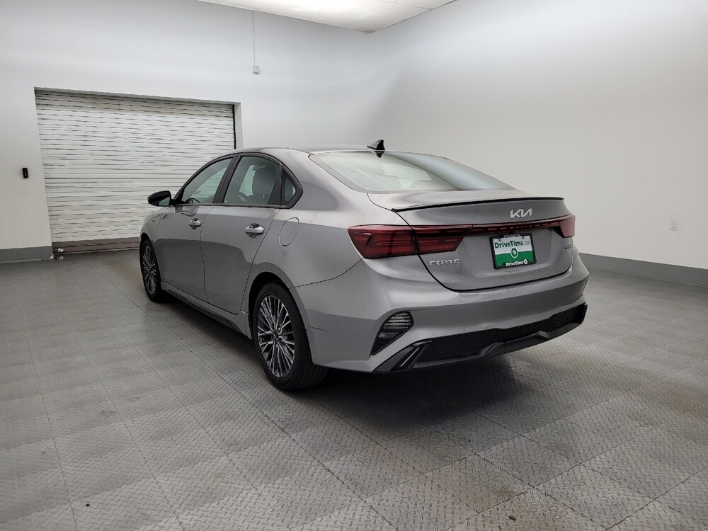 2024 Kia Forte in Phoenix, AZ 85015 - 18124707 5