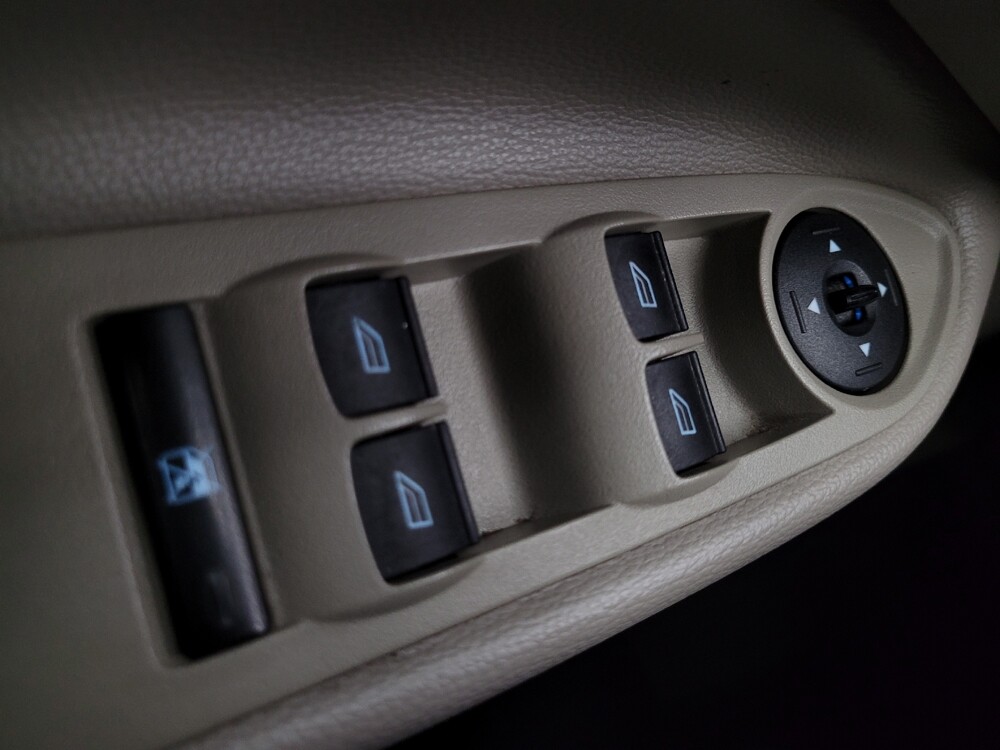 2018 Ford Escape in Las Vegas, NV 89104 - 18124721 27