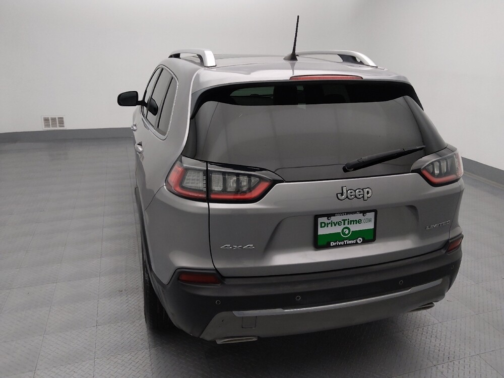 2019 Jeep Cherokee in Topeka, KS 66611 - 18124725 6