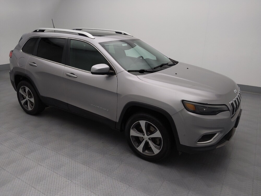 2019 Jeep Cherokee in Topeka, KS 66611 - 18124725 11